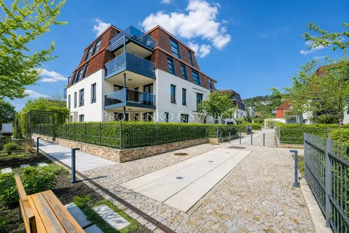Pronájem bytu 2+kk, Praha - Troja, Pod Havránkou, 63 m2