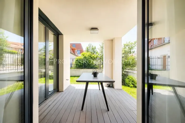 Pronájem bytu 2+kk, Praha - Troja, Pod Havránkou, 63 m2