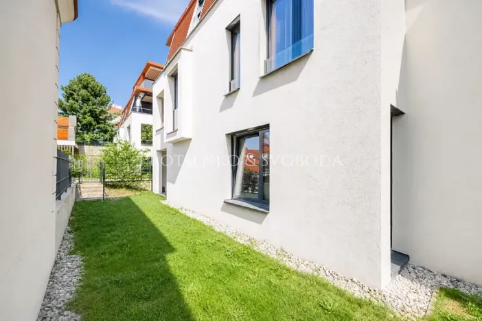 Pronájem bytu 2+kk, Praha - Troja, Pod Havránkou, 63 m2
