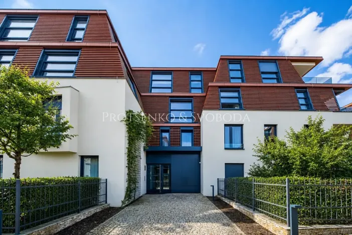 Pronájem bytu 2+kk, Praha - Troja, Pod Havránkou, 63 m2