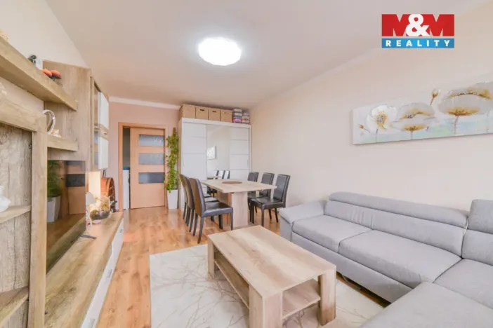 Prodej bytu 2+1, Tachov, Jabloňová, 61 m2
