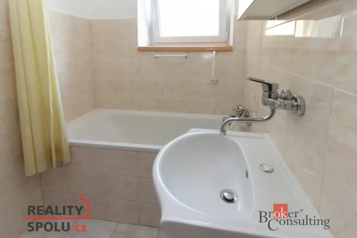 Pronájem bytu 2+1, Žďár nad Sázavou, 50 m2