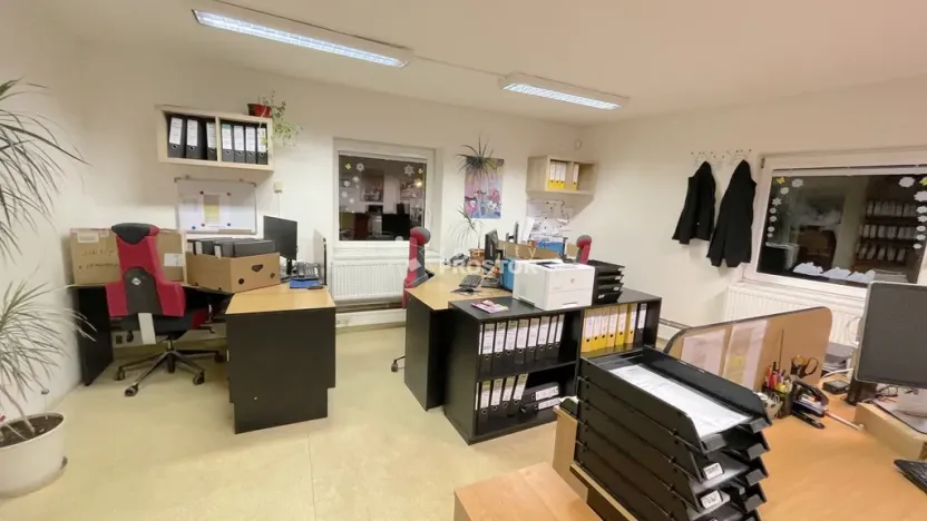 Pronájem kanceláře, Jirny, Tovární, 54 m2