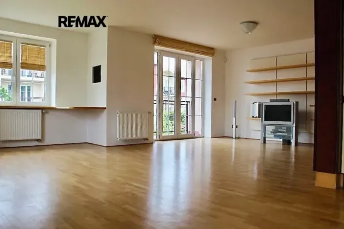 Pronájem bytu 2+kk, Vestec, Ve Stromkách, 106 m2