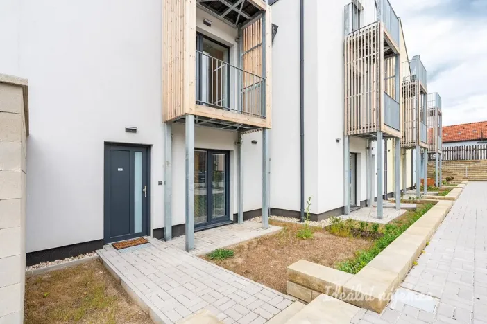 Pronájem bytu 2+kk, Přezletice, Zahradní, 34 m2