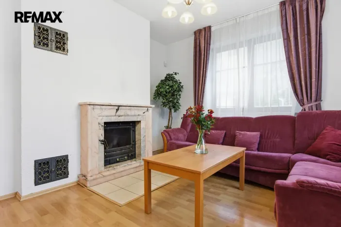 Prodej rodinného domu, Karlovy Vary, Slovenská, 137 m2