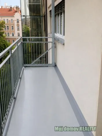 Pronájem bytu 1+1, Praha - Holešovice, U staré plynárny, 42 m2
