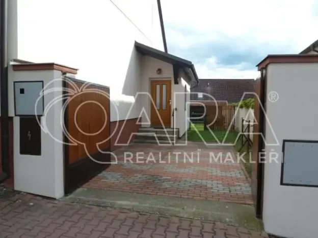 Pronájem bytu 2+kk, Praha - Kolovraty, Mírová, 45 m2