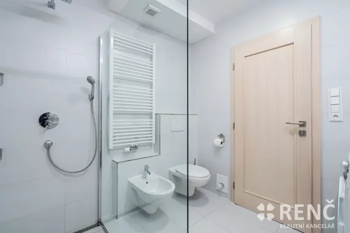 Pronájem bytu 2+kk, Brno, Pod Horkou, 44 m2