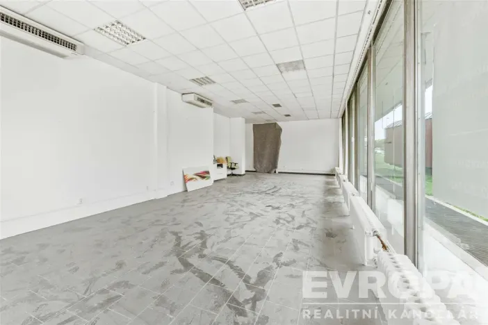 Pronájem obchodního prostoru, Praha - Strašnice, V olšinách, 112 m2