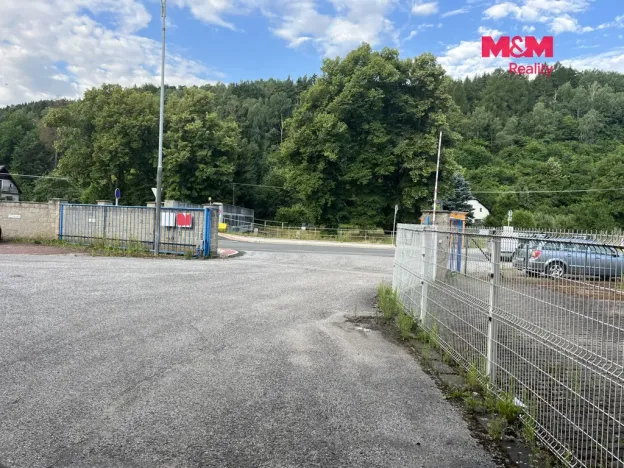 Pronájem skladu, Suchovršice, 1500 m2