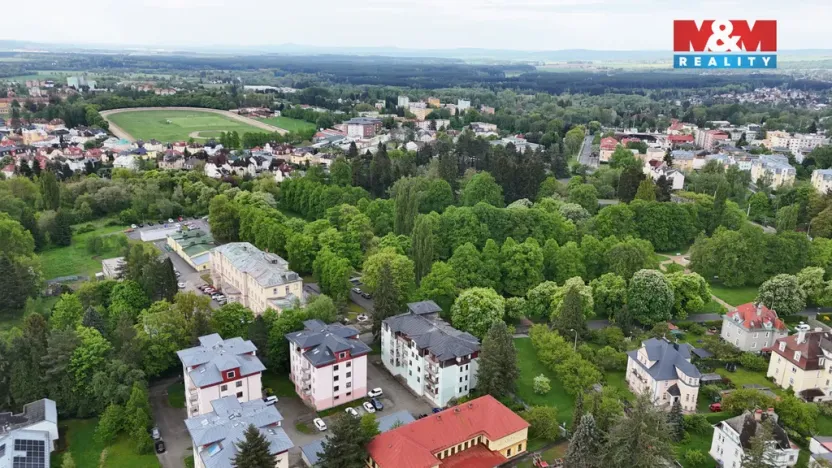 Pronájem garáže, Mariánské Lázně, Křižíkova, 22 m2