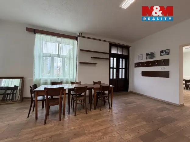 Pronájem restaurace, Vřesovice, 125 m2