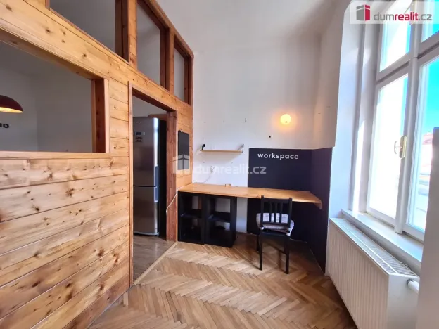 Pronájem bytu 3+kk, Praha, Kamenická, 64 m2
