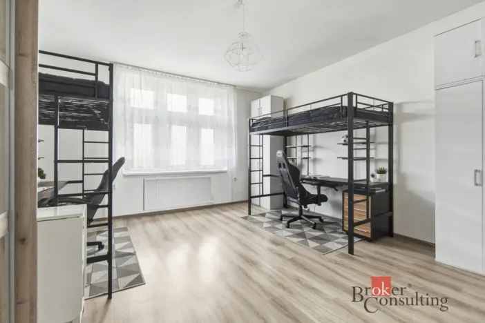 Prodej bytu 1+1, Hradec Králové, Střelecká, 59 m2