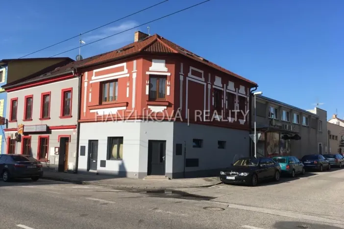 Pronájem bytu 2+kk, České Budějovice - České Budějovice 2, Husova tř., 61 m2