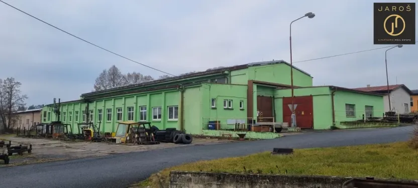Pronájem výrobních prostor, Vroutek, Vidhostická, 2462 m2