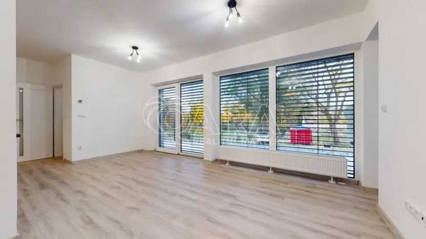 Pronájem bytu 1+kk, Hořovice, Pod Drahou, 39 m2