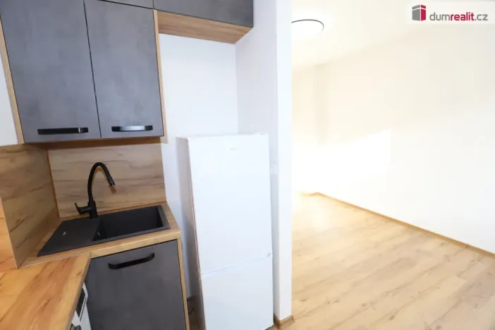 Pronájem bytu 1+kk, Kraslice, Pohraniční stráže, 23 m2