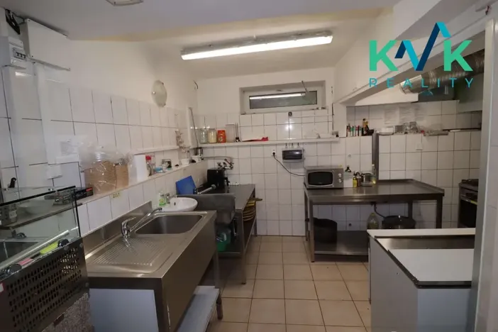 Pronájem restaurace, Karlovy Vary, Závodu míru, 150 m2