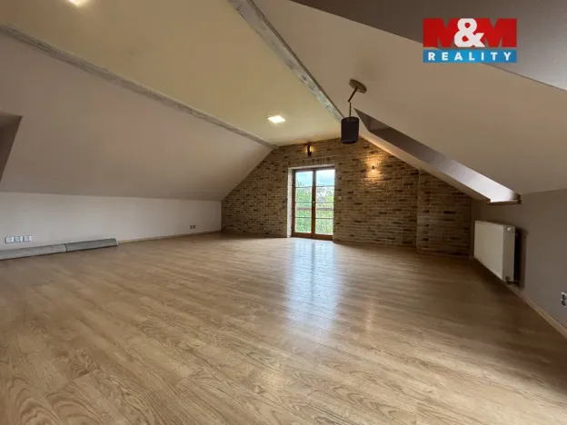 Prodej rodinného domu, Olomouc - Nemilany, Lidická, 350 m2