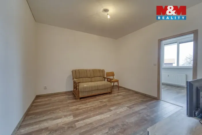 Prodej bytu 4+1, Lesná, 64 m2