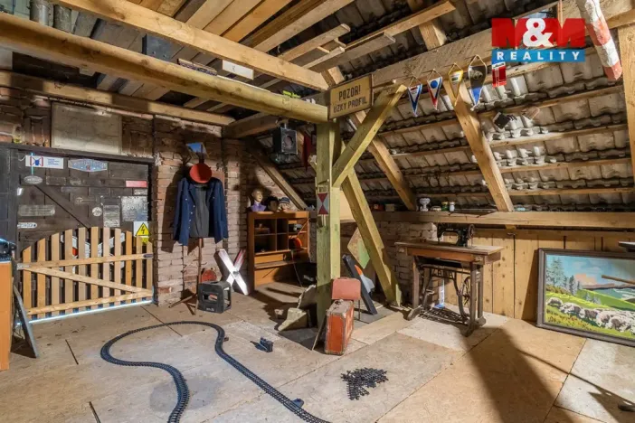 Prodej rodinného domu, Žandov - Dolní Police, 160 m2