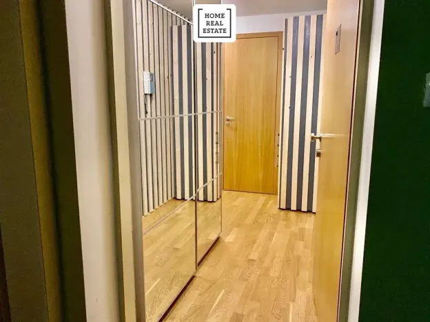 Pronájem bytu 2+kk, Praha - Žižkov, Pitterova, 45 m2