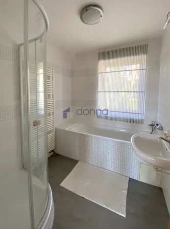 Pronájem bytu 4+kk, Praha, Kubišova, 89 m2