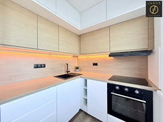 Pronájem bytu 2+1, Kladno, Obránců míru, 53 m2