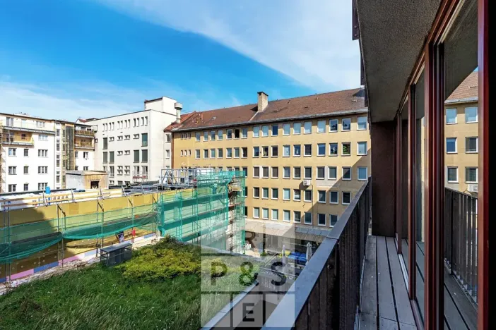 Prodej bytu 2+kk, Praha - Holešovice, Na Maninách, 59 m2