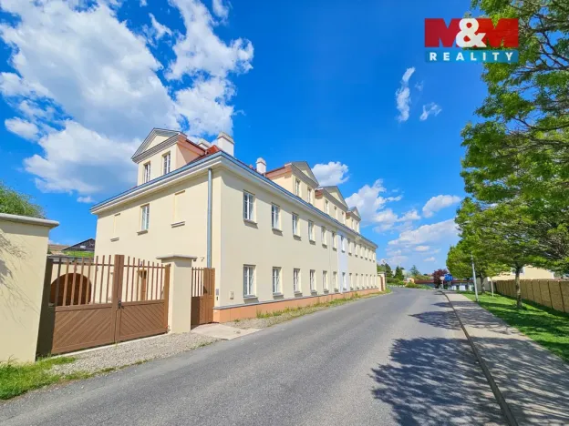 Pronájem bytu 1+kk, Studeněves, 33 m2