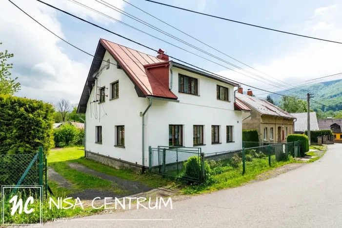 Prodej rodinného domu, Hejnice, 220 m2