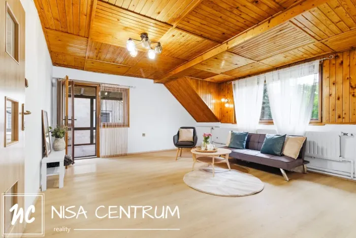 Prodej rodinného domu, Hejnice, 220 m2