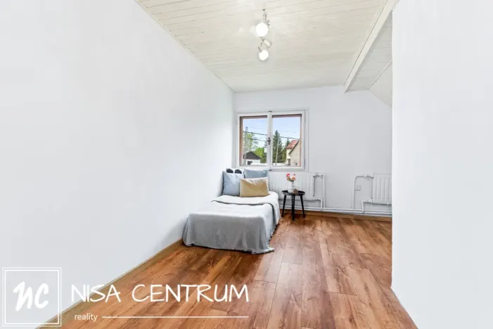 Prodej rodinného domu, Hejnice, 220 m2