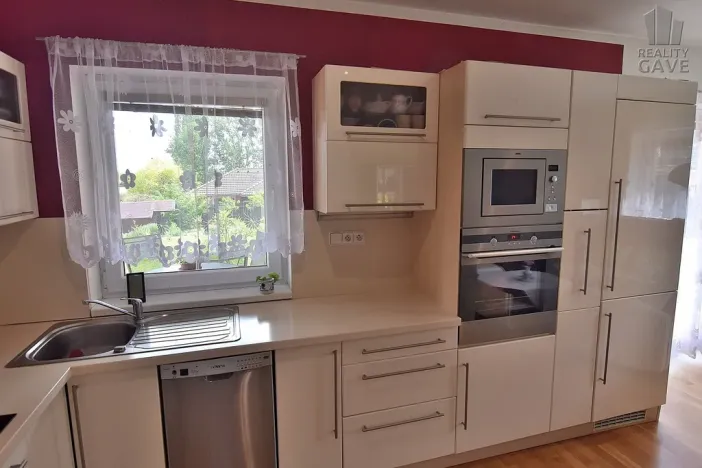 Prodej rodinného domu, Krupka, Letná, 204 m2