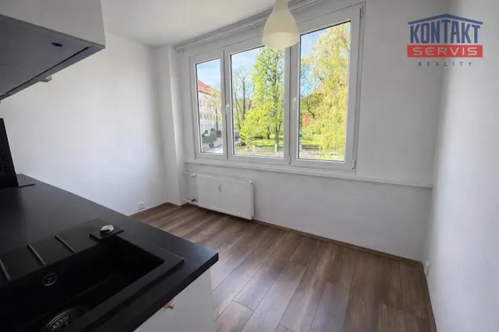 Pronájem bytu 2+1, Český Krumlov - Plešivec, 5. května, 62 m2