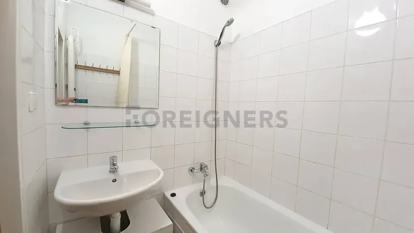 Pronájem bytu 2+1, Praha - Vršovice, Bělocerkevská, 52 m2