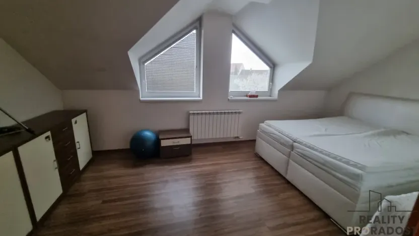 Pronájem rodinného domu, Rohatec, 210 m2