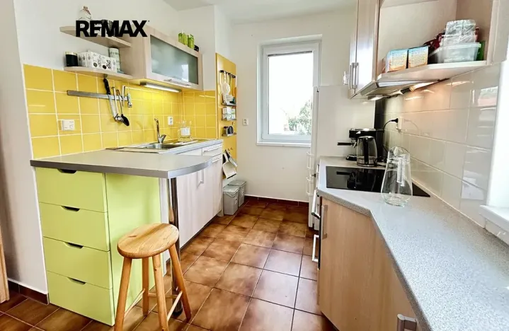 Pronájem bytu 2+1, Praha - Koloděje, U Floriána, 54 m2