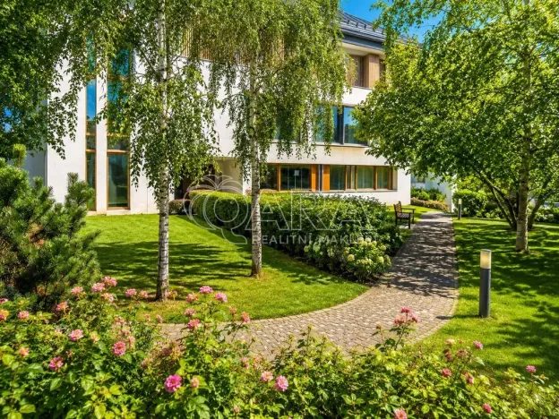 Prodej bytu 4+1, Praha - Bubeneč, Pod kaštany, 164 m2