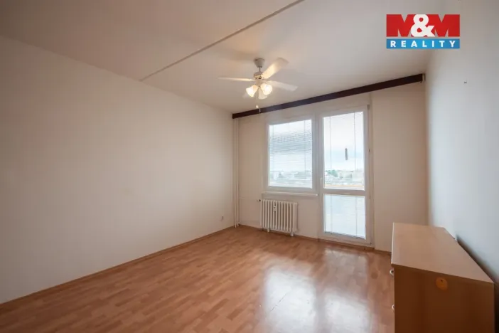 Pronájem bytu 2+kk, Hradec Králové - Třebeš, třída Edvarda Beneše, 50 m2
