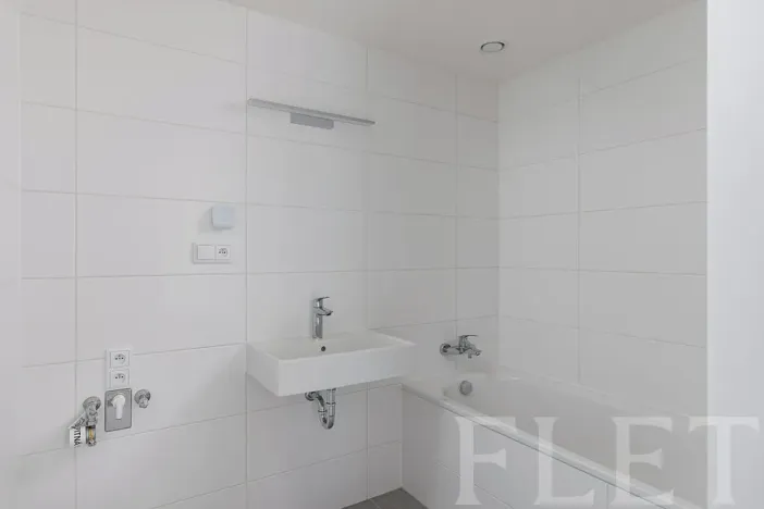 Pronájem bytu 2+kk, Praha - Modřany, Kolmanova, 51 m2