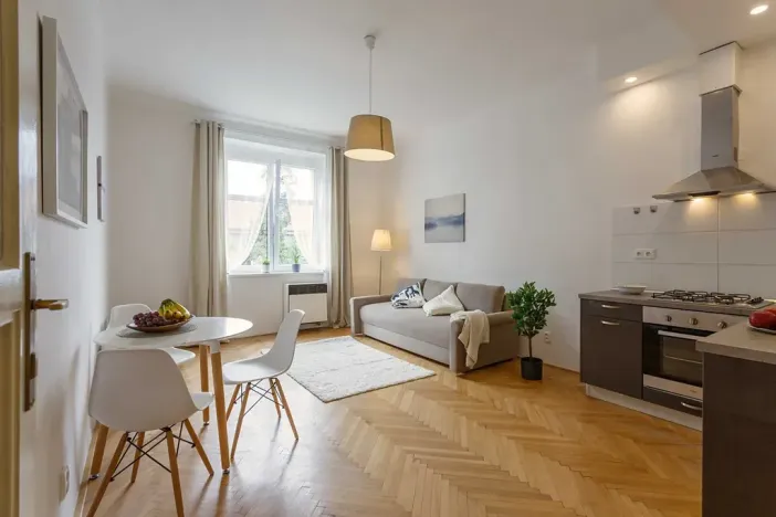 Prodej bytu 2+kk, Praha - Strašnice, Černokostelecká, 48 m2