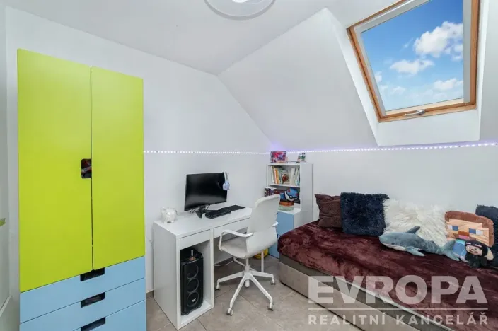 Prodej rodinného domu, Kunčice pod Ondřejníkem, 234 m2