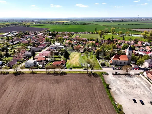 Prodej pozemku pro bydlení, Chleby, Průběžná, 2030 m2