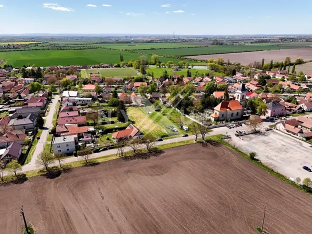 Prodej pozemku pro bydlení, Chleby, Průběžná, 2030 m2