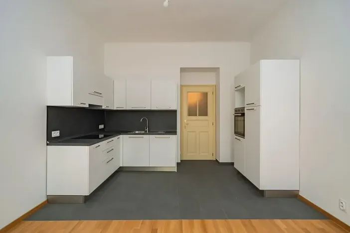 Pronájem bytu 2+kk, Praha - Bubeneč, Kamenická, 52 m2
