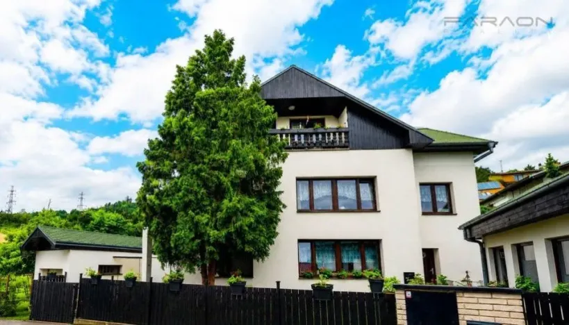Pronájem bytu 3+1, Praha - Radotín, Dehtínská, 115 m2