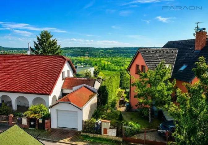 Pronájem bytu 3+1, Praha - Radotín, Dehtínská, 115 m2